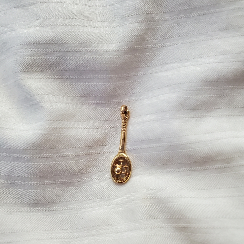 Real gold 14kt tennis raquet necklace pendant